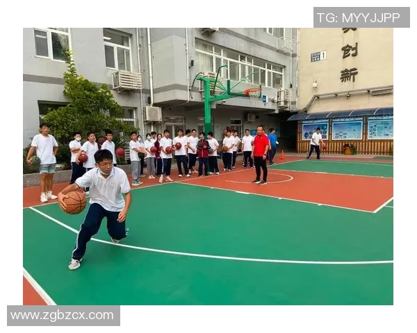 北京足球队耐力争议引发热议球迷与专家各持己见探讨背后真相 北京足球队耐力争议引发热议球迷与专家各持己见探讨背后真相