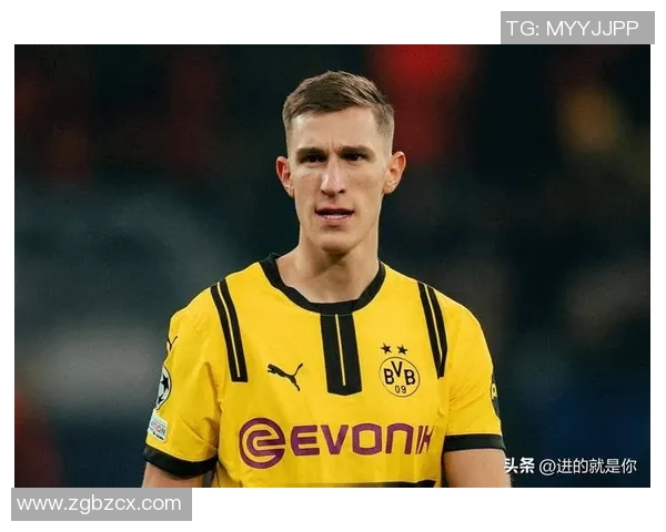 意大利女足球明星展现多才多艺才华挑战音乐舞台引发热议