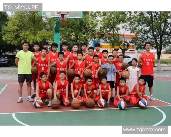 李静的篮球人生：从热爱到坚持的深度对话与成长之路