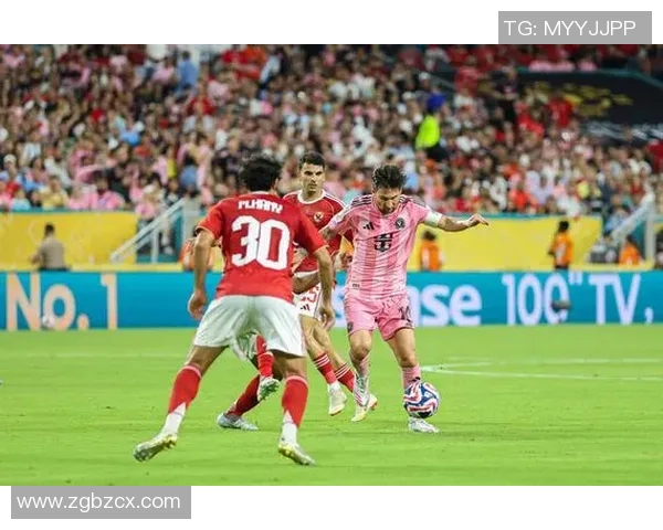 享受足球盛宴看电视直播赛事带你领略精彩瞬间 享受足球盛宴看电视直播赛事带你领略精彩瞬间