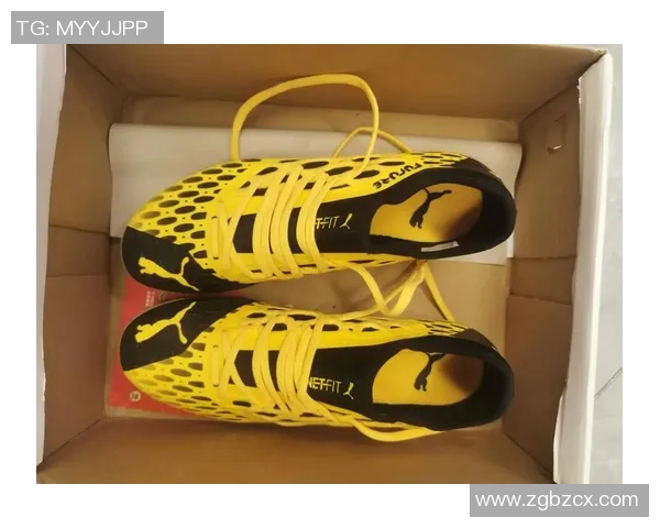 天朗足球卡尔美足球鞋助你在绿茵场上尽显风采与实力的完美选择 天朗足球卡尔美足球鞋助你在绿茵场上尽显风采与实力的完美选择