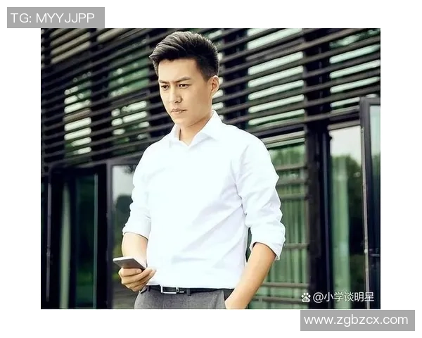 足球先生西装的魅力与风格解析如何在赛场外展现个人魅力与职业形象 足球先生西装的魅力与风格解析如何在赛场外展现个人魅力与职业形象